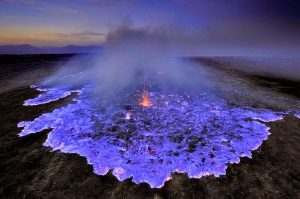 Blue Lava Ijen volcano-GeologyPage