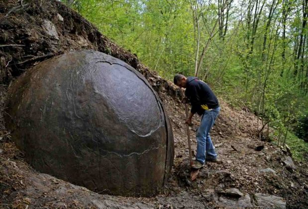 Biggest-Stone-Ball-in-Europe-GeologyPage-619x420.jpg