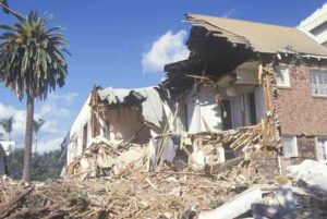 Earthquakes run in packs, but you can hear them coming, as noted in research from Los Alamos National Laboratory and California Institute of Technology.