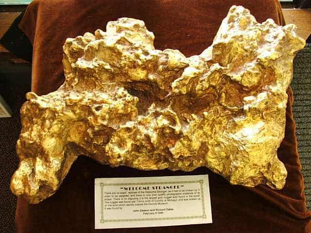 Welcome Stranger Nugget : World's Largest Nugget found in Australia Geology Page