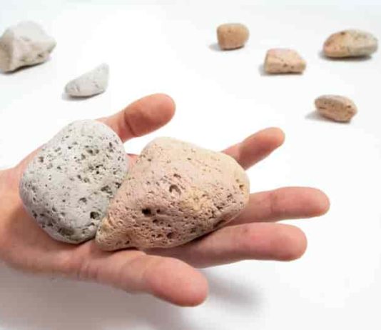 The pink pumice, and its thermal history, provides an insight into underwater eruptions.