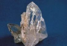 Viscous cycle: Quartz is key to plate tectonics