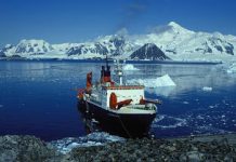 Tropical air circulation drives fall warming on Antarctic Peninsula