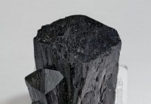 Ilvaite