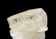Montebrasite