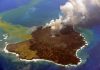 Japan volcanic isle may collapse, create tsunami, study says
