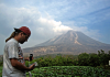 Volcano expert comments on Japan eruption