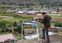 New model illustrates similarities between landslides and earthquakes