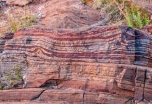 Banded ironstone formation theory challenges current thinking