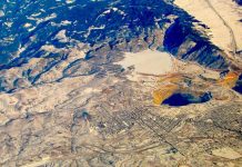 A climate signal in the global distribution of copper deposits