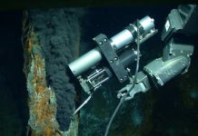 Making organic molecules in hydrothermal vents in the absence of life