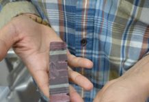 Ancient rocks record first evidence for photosynthesis that made oxygen