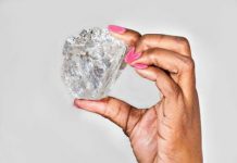 Largest diamond in over century found in Botswana