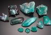 A New Natural-Color Bluish Green Chalcedony