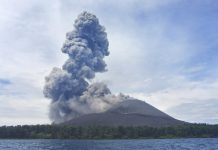 The Cozier the Better for Bubbles Inside Powerful Volcanoes