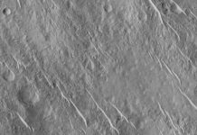 Mars surface revealed in unprecedented detail