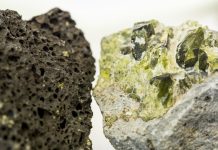 Arc volcano releases mix of material from Earth’s mantle and crust