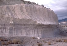 Super-eruptions may give a year’s warning before they blow