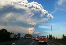 Does Water Vapor from Volcanic Eruptions Cause Climate Warming?