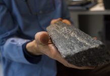 Revealing Earth’s early secrets
