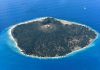 Japanese scientists land on newly formed volcanic island