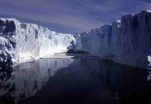 Antarctic Ice Sheet study reveals 8,000-year record of climate change