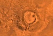 Mars volcano, Earth’s dinosaurs went extinct about the same time