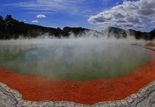 Champagne Pool