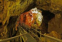 Jewel Cave National Monument
