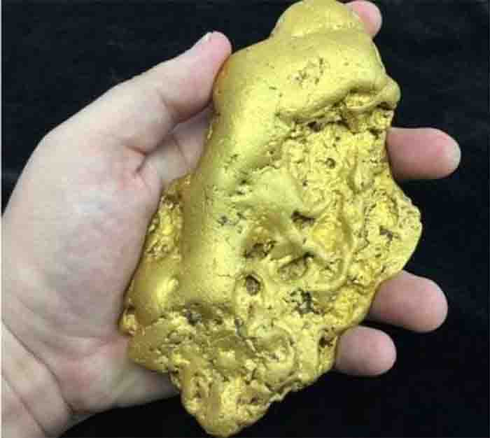 Giant Gold Nugget Found in California Geology Page