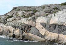 Ramsö En-echelon Dyke Apophyses Kosterhavet Sweden