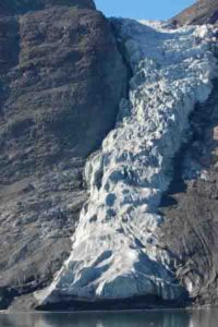 Several glaciers flow into the area of Young Sound where researchers have shown that heat from the Earth's interior warms up the bottom water of the fjord.