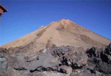 Large volcanic island flank collapses trigger catastrophic eruptions The summit of the Teida volcano.