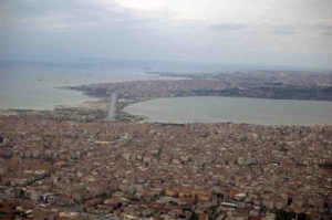 Aerial photograph of Istanbul. The entire metropolitan area is considered to be particularly earthquake-prone