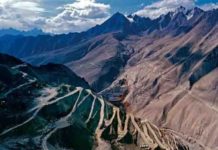 Scientists discover Earth’s youngest banded iron formation in western China Earth's youngest banded iron formation in western China.