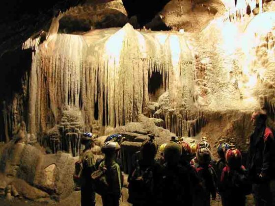 Dechen Cave, Germany