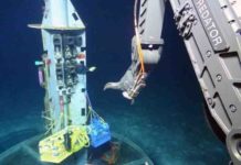 Unusual microbes hold clues to early life Scientists use the deep-diving robot Jason to collect water samples from oceanic crust at a subseafloor observatory off the coast of Washington. A recent study found that a group of unusual microbes living below the seafloor provides clues to the evolution of life on Earth, and potentially other planets. Credit: Woods Hole Oceanographic Institution, courtesy of University of California, Santa Cruz, US National Science Foundation, ROV Jason dive J2-711, 2013, AT26-03 cruise chief scientist Andrew Fisher