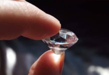 How diamonds reach the surface Diamond