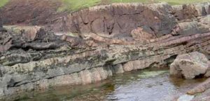 laminar beds of sandstone