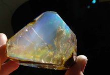 Welo Opal : What Is Welo Opal? Where Can You Find Welo Opal? Welo Opal