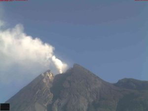 The eruption of the Merapi on 11 May 2018. Credit: Université de Strasbourg/Uppsala University/Technical University of Munich/The University of Leeds/Universitas Gadjah Mada/German Research Center for Geosciences