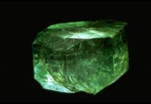 Gachalá Emerald : One of the most valuable and famous emeralds in the world Gachala Emerald.