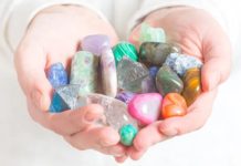 Mines in Texas & New Mexico : Mines Where You Can Dig For Gemstones Minerals on Hand