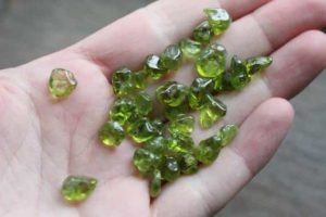 100 % Natural Earth Minded Untreated Tiny Peridot Rough Loose Gemstone Lot 