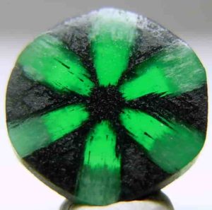 A Trapiche emerald from Muzo Mine, Colombia. Credit: Luciana Barbosa/Wikipedia