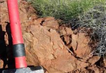 Slow start of plate tectonics despite a hot early Earth Photo: © Christian S. Marien