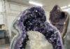 Mystery of Uruguay’s amethyst geodes Amethyst-calcite geode from Los Catalanes already processed in the workshop and ready to sell. Photo: Fiorella Arduin Rode