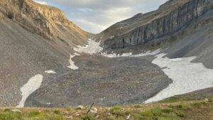 This cirque under Utah's Mount Timpanogos contains a hidden 'rock glacier' holding enough water to fill 600 Olympic swimming pools, according to University of Utah researchers. Credit: Bronson Cvijanovich, University of Utah